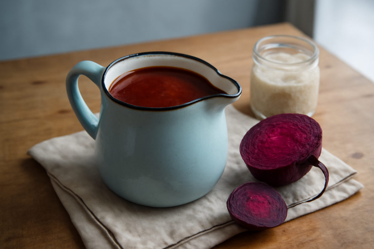 Horseradish and Beetroot Gravy